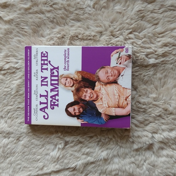 The original All in the family DVD set season 4. - Picture 1 of 5